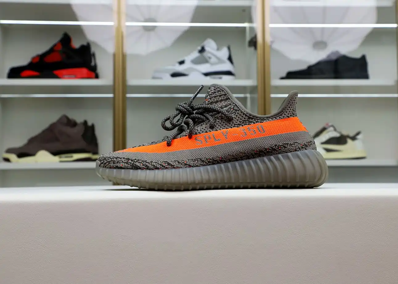 hype Yeezy boost 350 beluga reflectiv