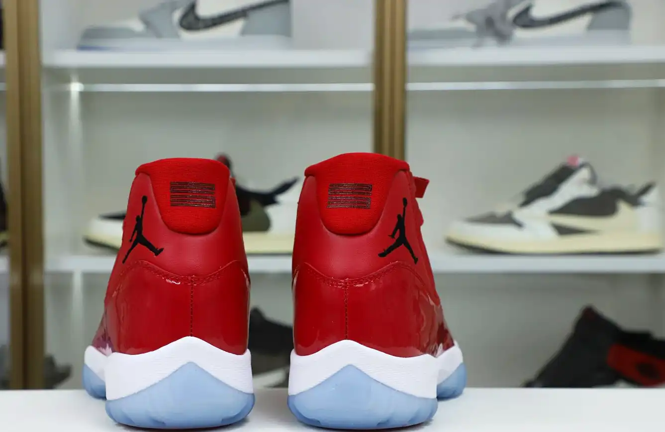 JORDAN 11 RETRO WIN LIKE 96 378037-623