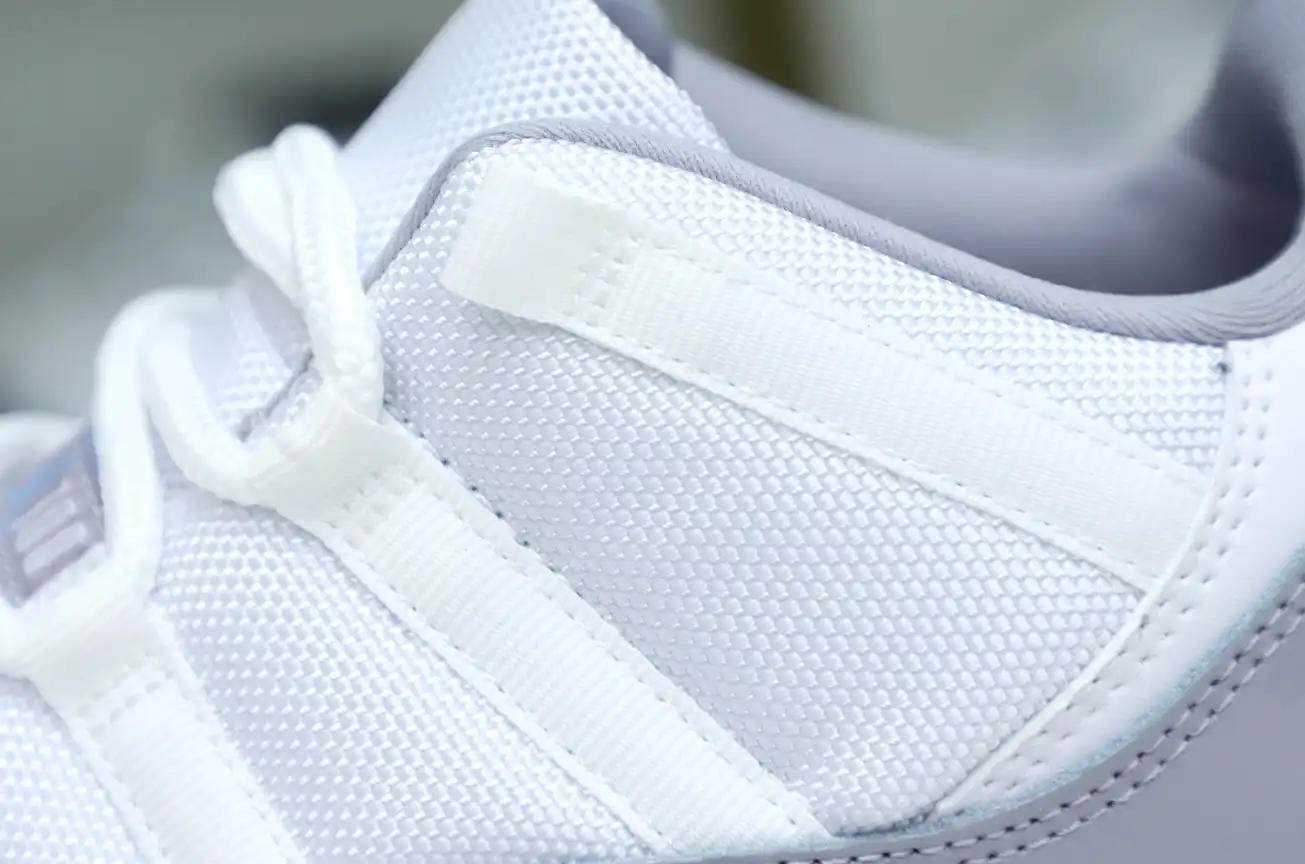 Air Jordan 11 Retro Low 