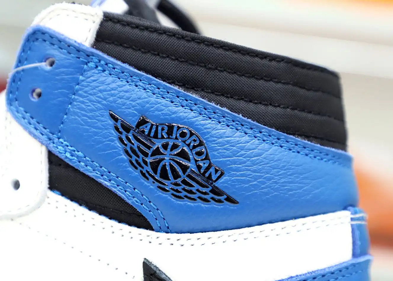 FRAGMENT DESIGN X TRAVIS SCOTT X AIR JORDAN 1 RETRO HIGH