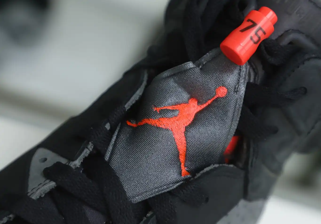 PARIS SAINT-GERMAIN X AIR JORDAN 6 RETRO 'IRON GREY'
