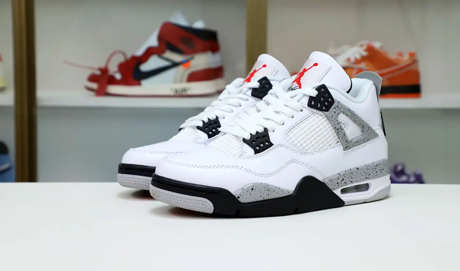 Air Jordan 4 Retro White Cement