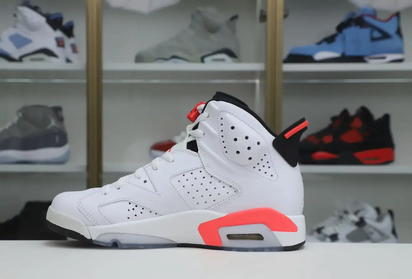 Air Jordan 6 Retroinfrared White