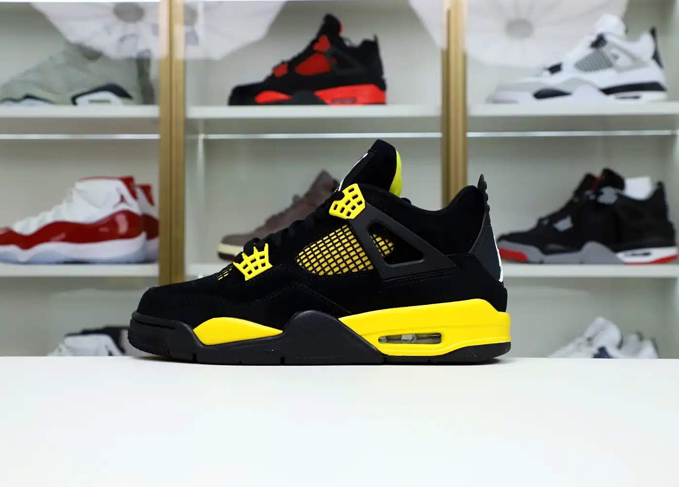 Jordan Air Jordan4 thunder  2023