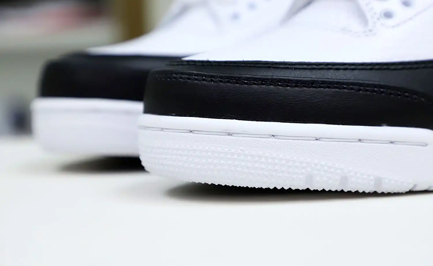 FRAGMENT DESIGN X AIR JORDAN 3 RETRO SP 'WHITE'