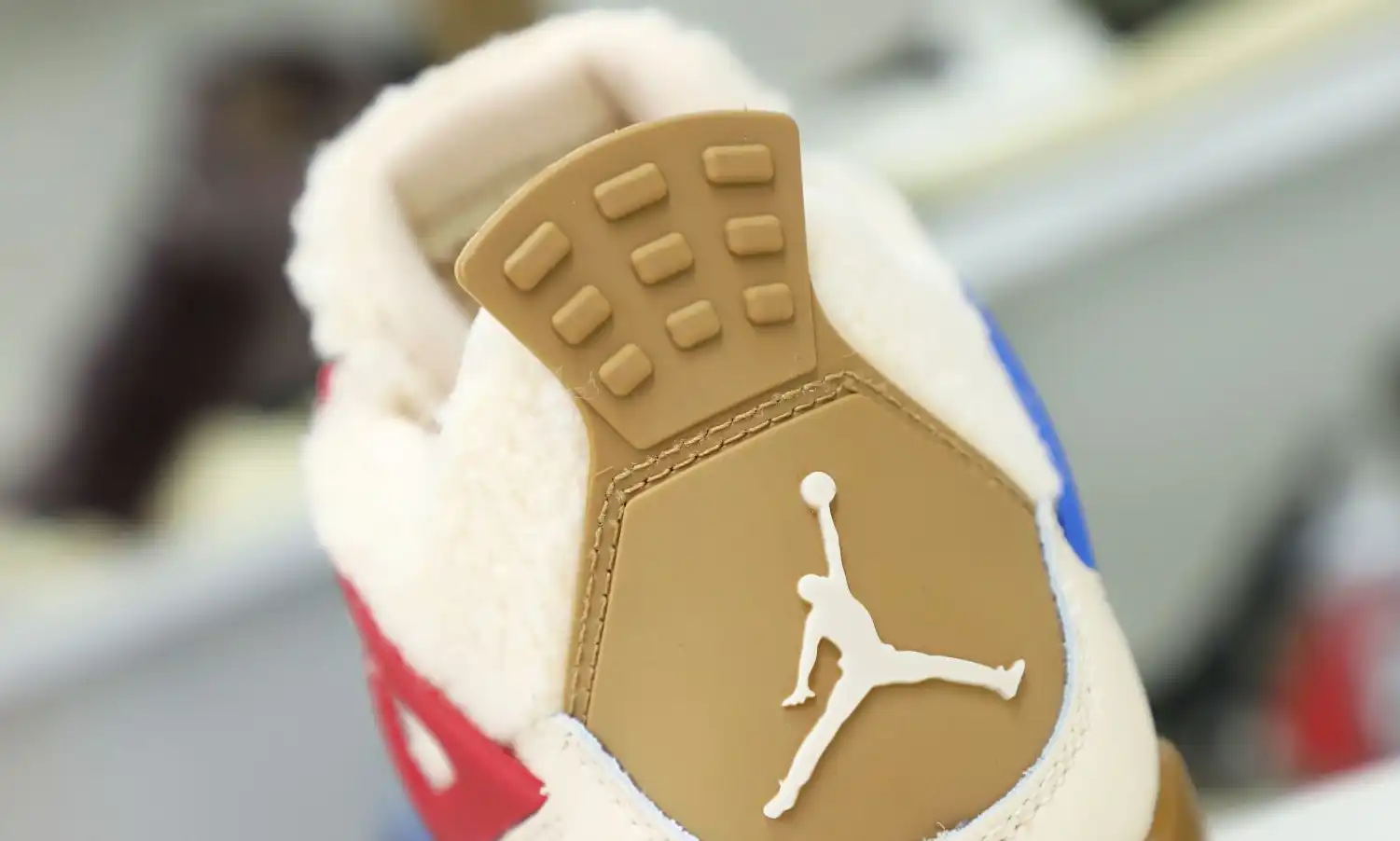 AIR JORDAN 4 RETRO GS 'WILD THINGS'