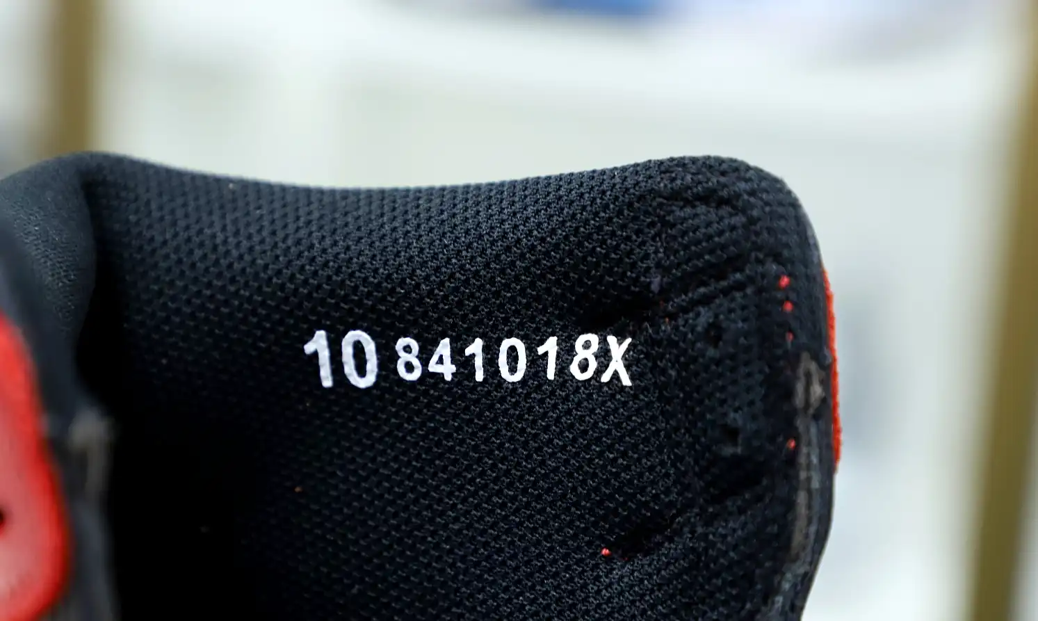 AIR JORDAN 1 RETRO HIGH OG 'BRED'