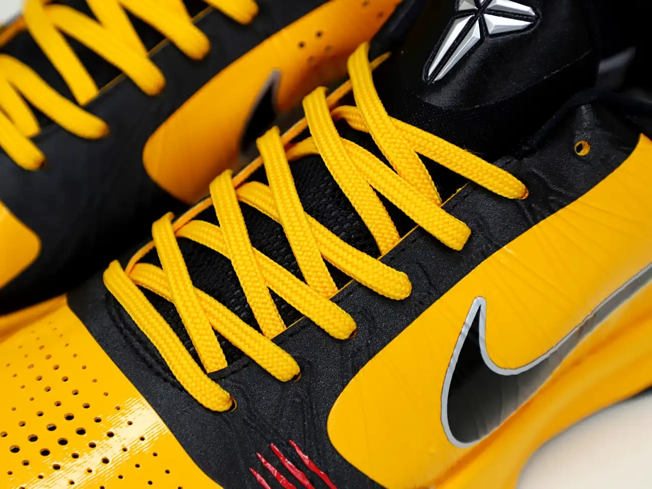 hype NIKE ZOOM KOBE 5 BRUCE LEE