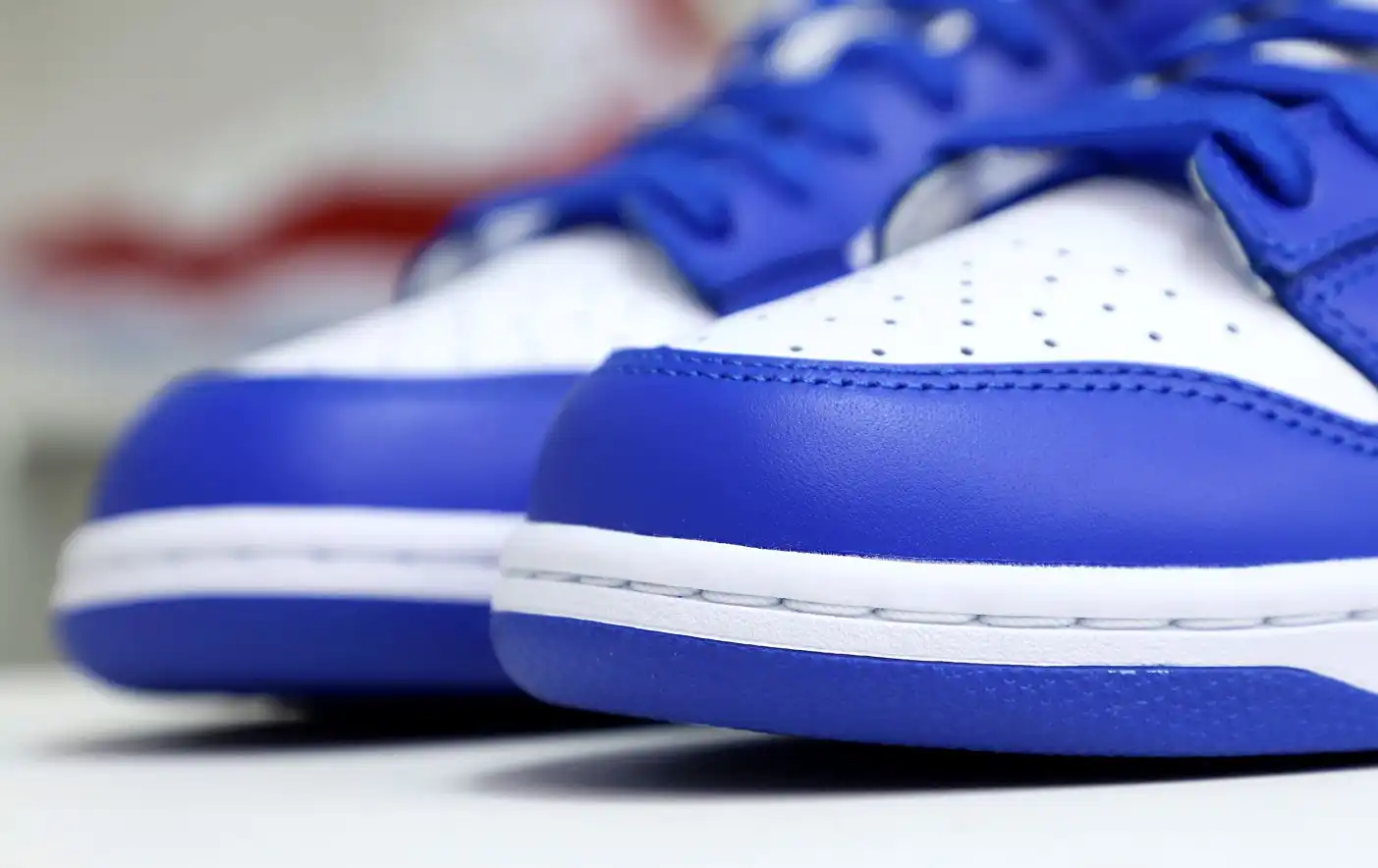 hype Nike Dunk Low  Kentucky