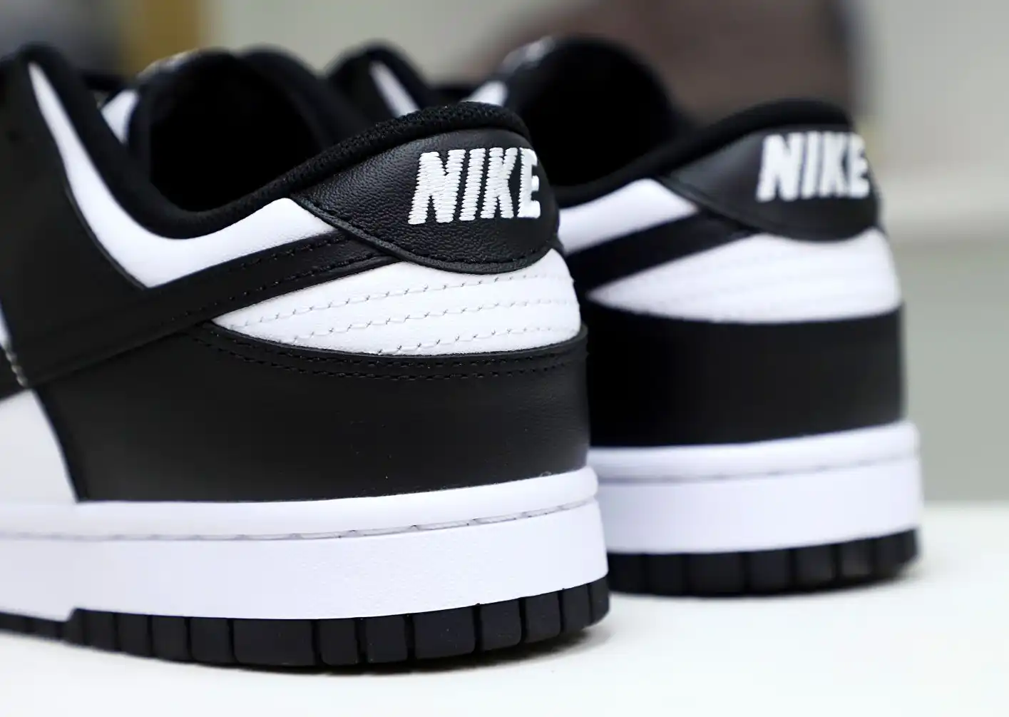 hype DUNK LOW PANDA 'BLACK WHITE'