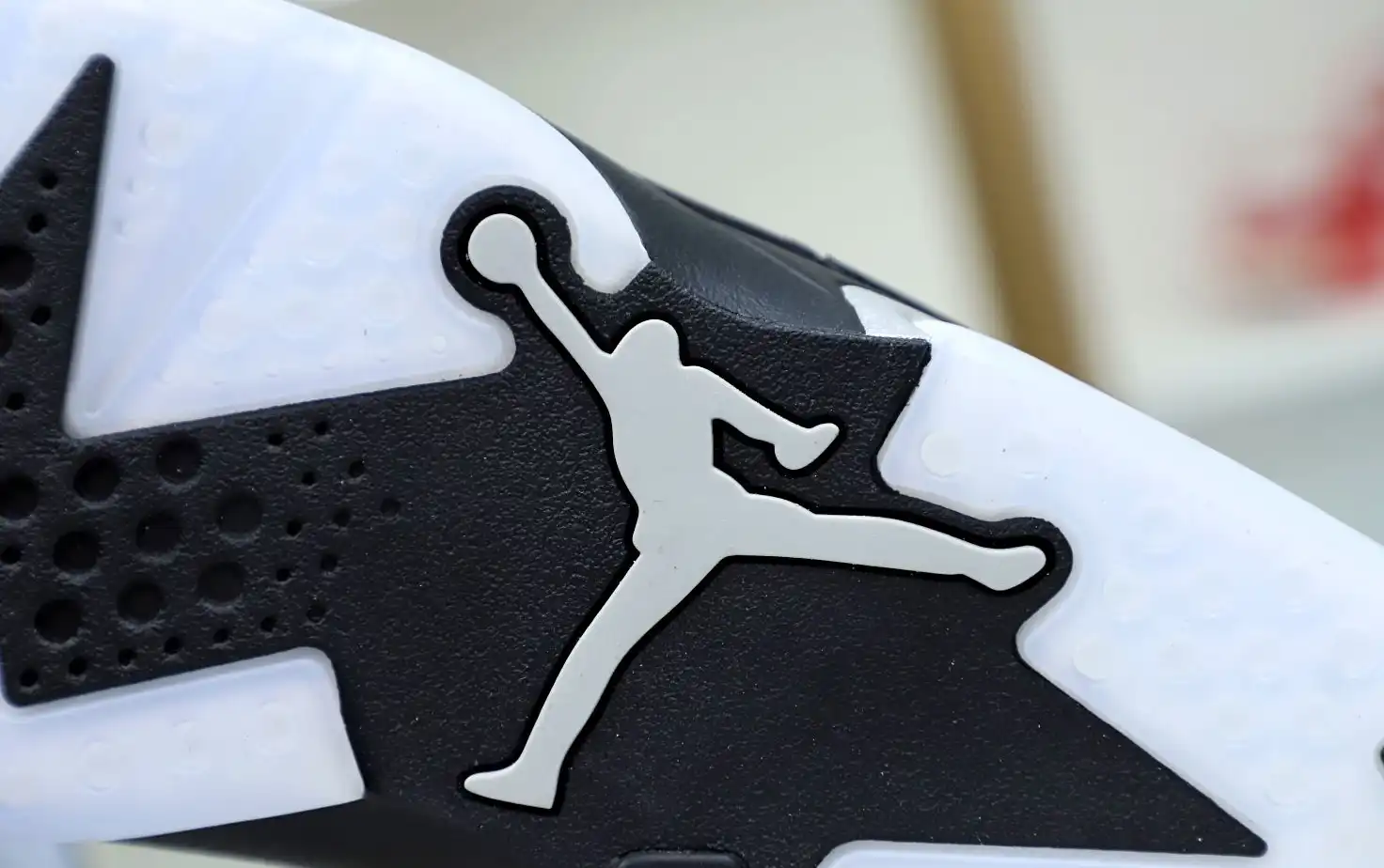 AIR JORDAN 6 CHROME