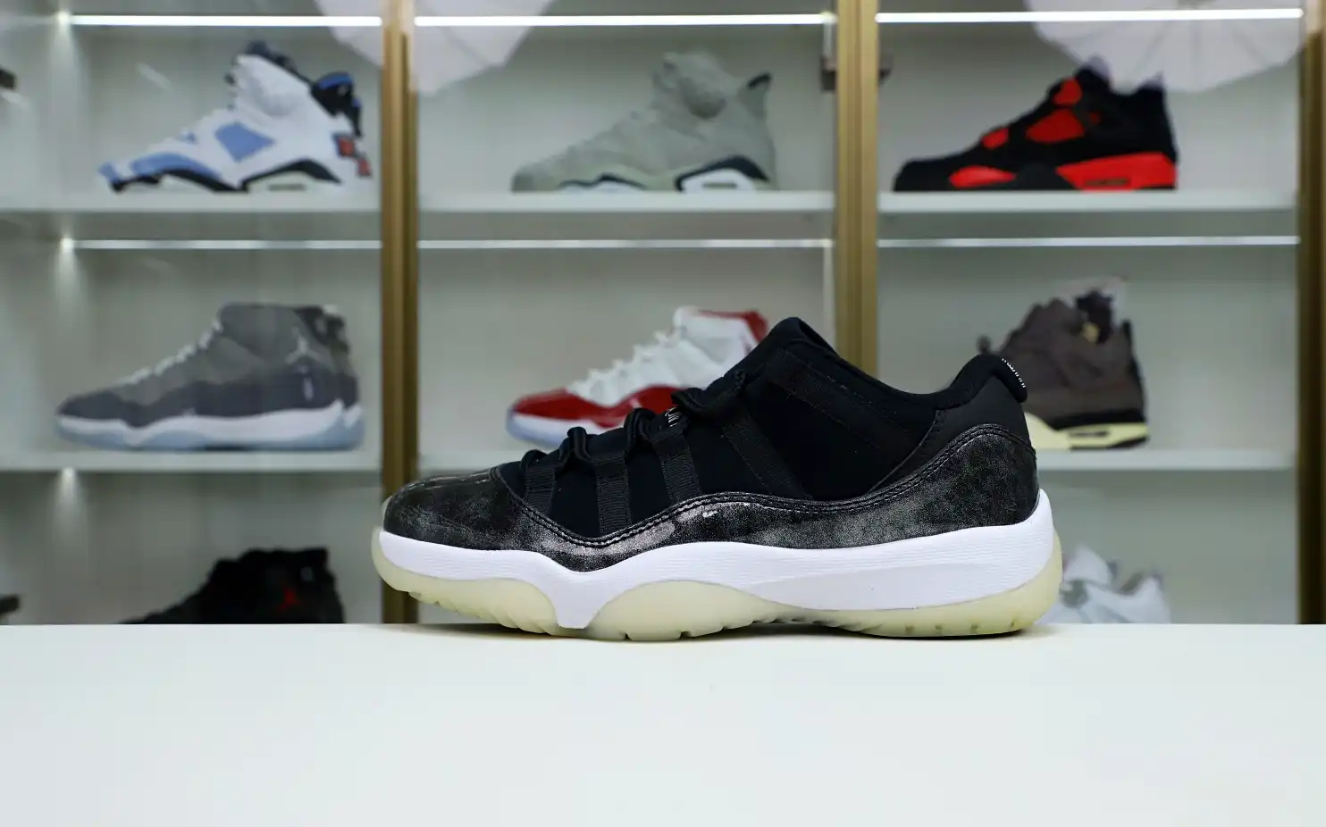 Jordan Air Jordan 11 retro low barons