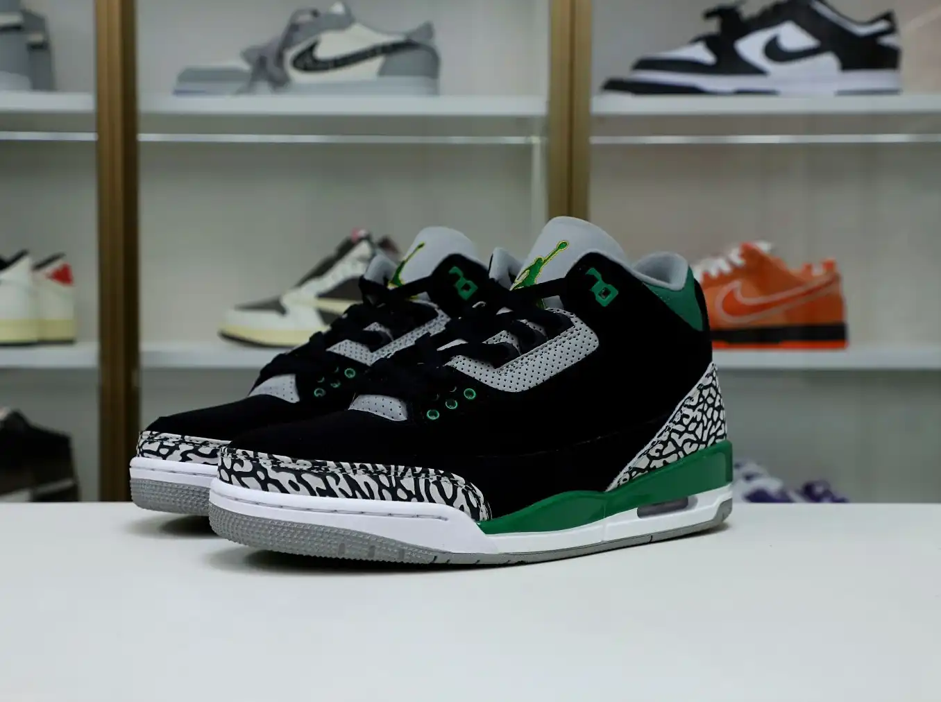 AIR JORDAN 3 PINE GREEN