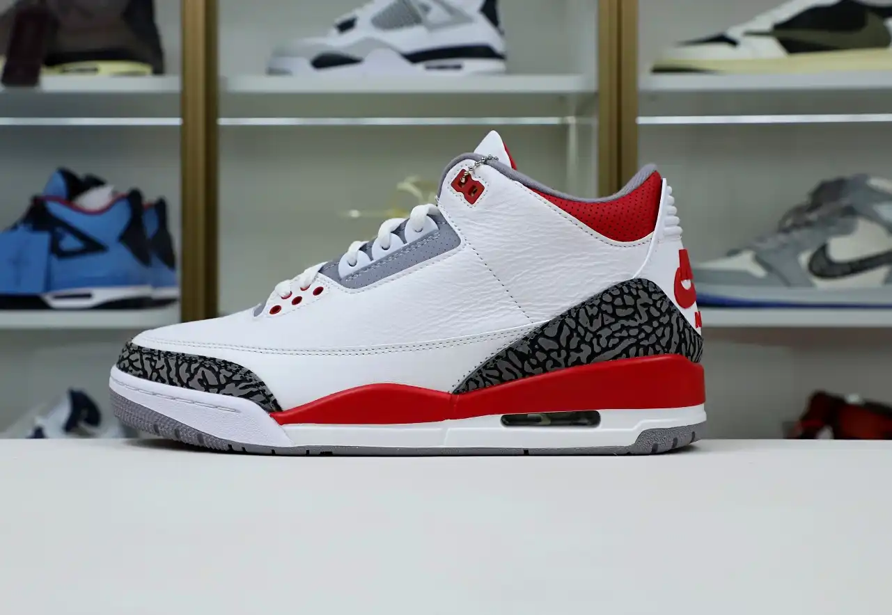 AIR JORDAN 3RETRO