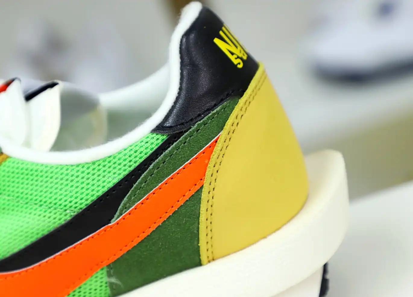 hype SACAI X LDWAFFLE 'GREEN GUSTO'