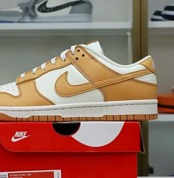 hype WMNS DUNK LOW 'HARVEST MOON'