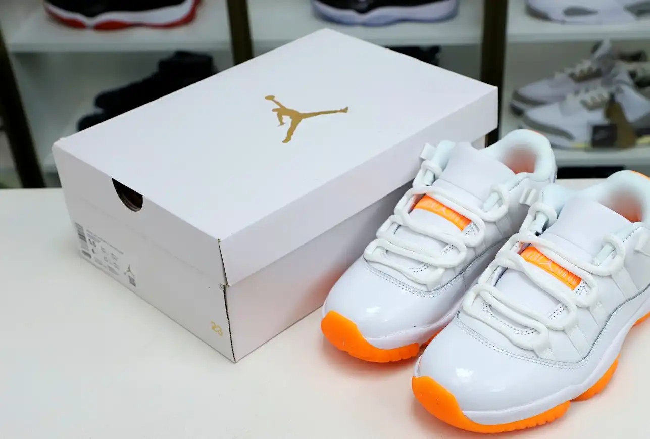 WMNS AIR JORDAN 11 RETRO LOW 'BRIGHT CITRUS'