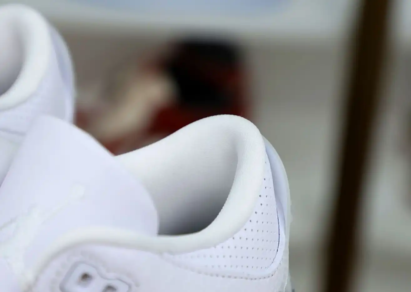 FRAGMENT DESIGN X AIR JORDAN 3 RETRO SP 'WHITE'