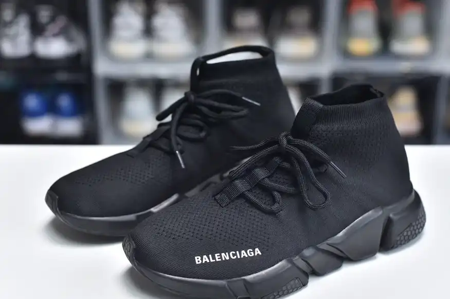 hype Balenciaga is available in all sizes. You cannot place an order on the website. You can contact customer service to purchase.BLGA Speed