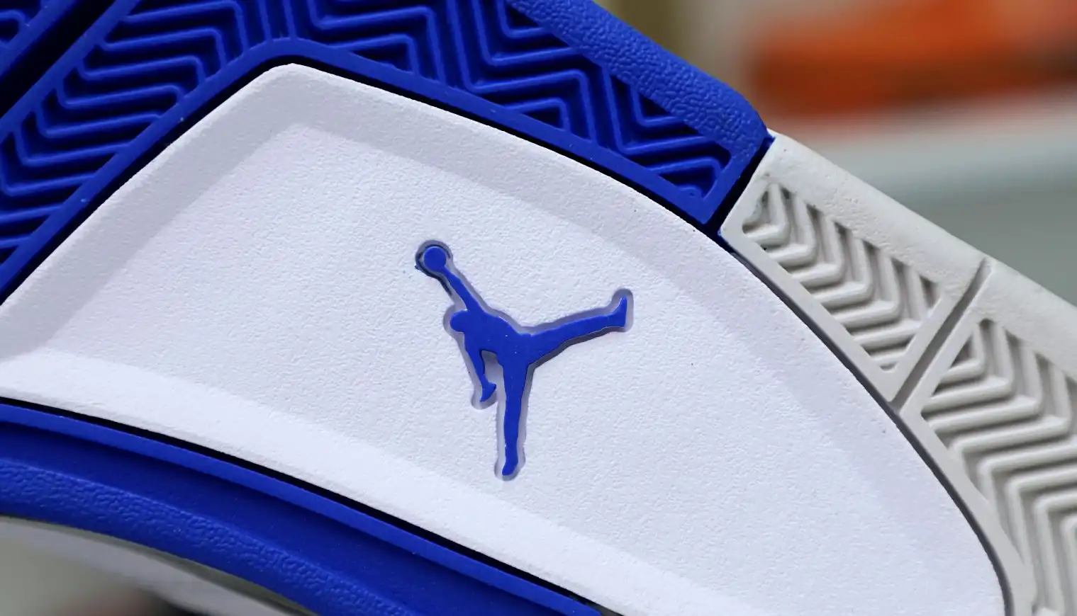 AIR JORDAN 4 RETRO MOTORSPORTS