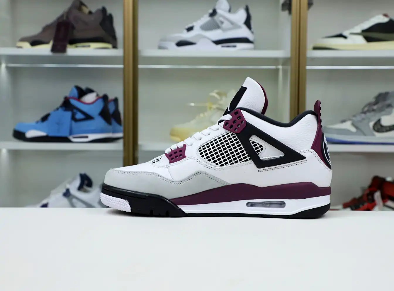 AIR JORDAN PARIS SAINT-GERMAIN X AIR JORDAN 4 RETRO 'BORDEAUX'