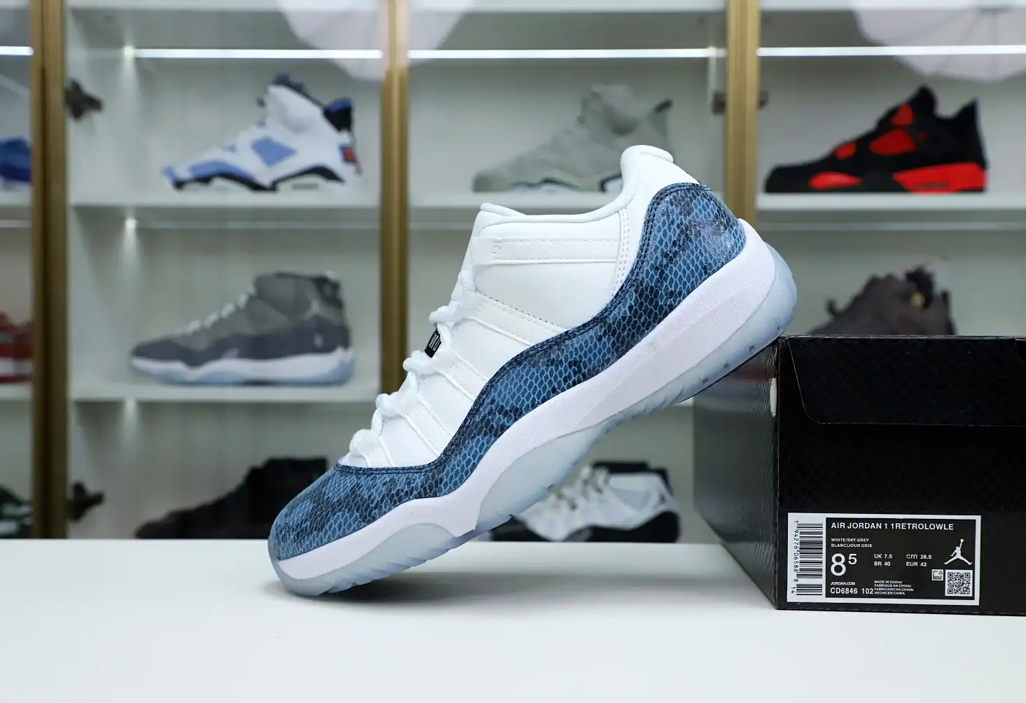 Jordan Air Jordan 11 “navy snakeskin”