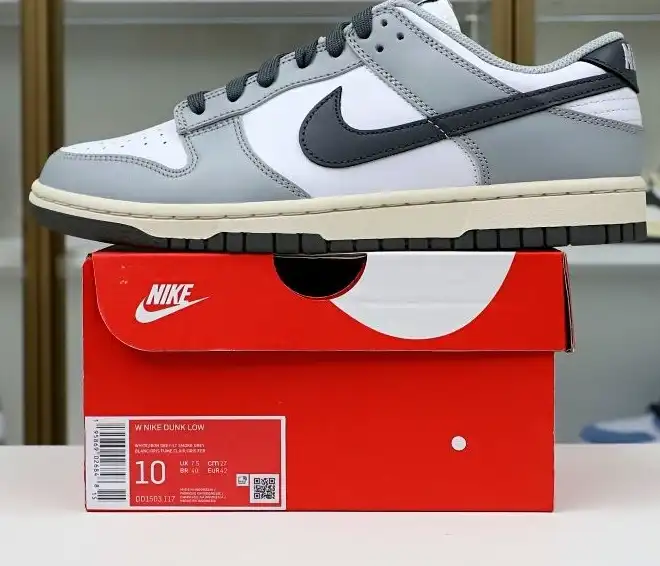 hype Nike Dunk Low  Light Smoke Grey