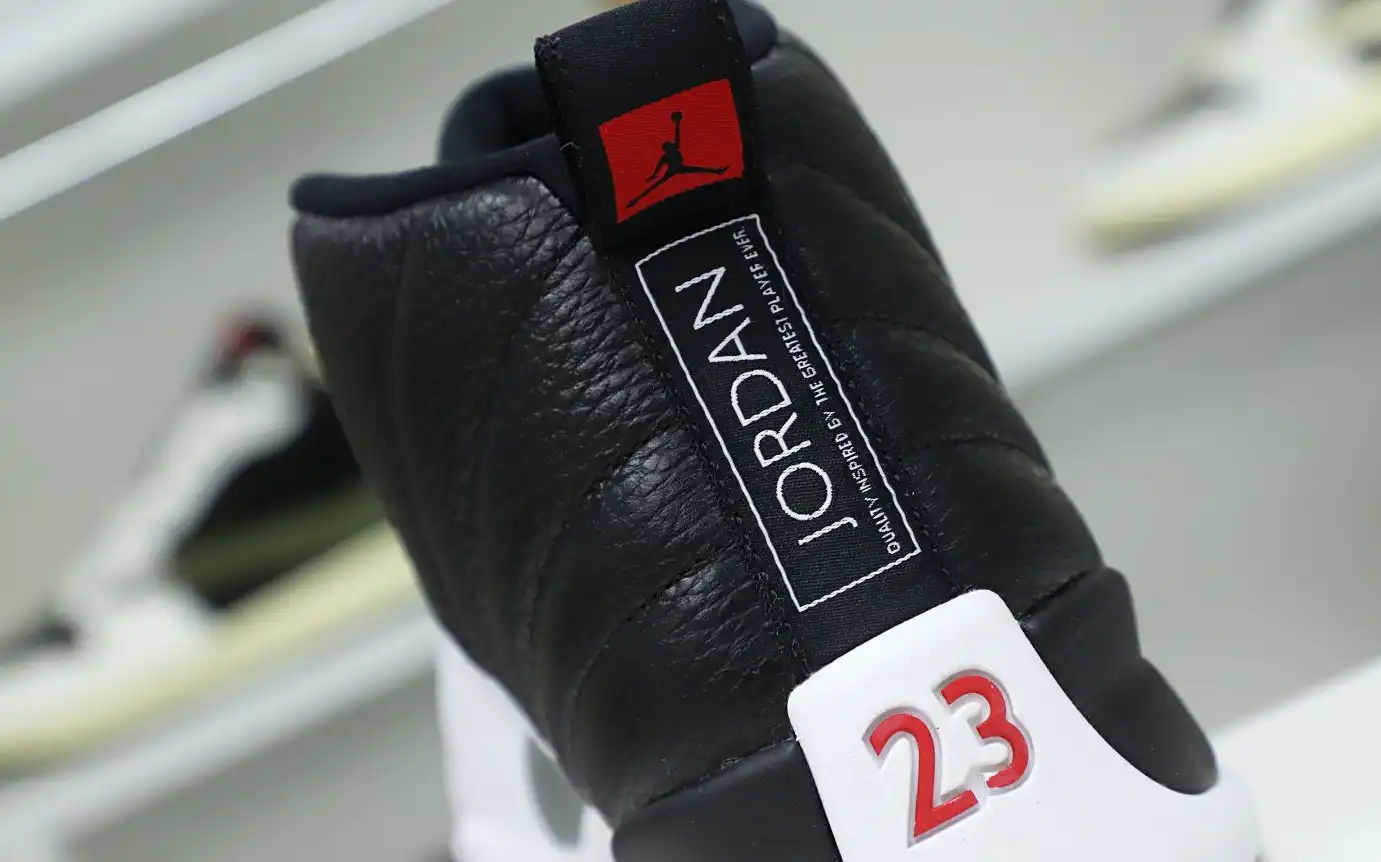 AIR JORDAN 12 RETRO PLAYOFFS 2022