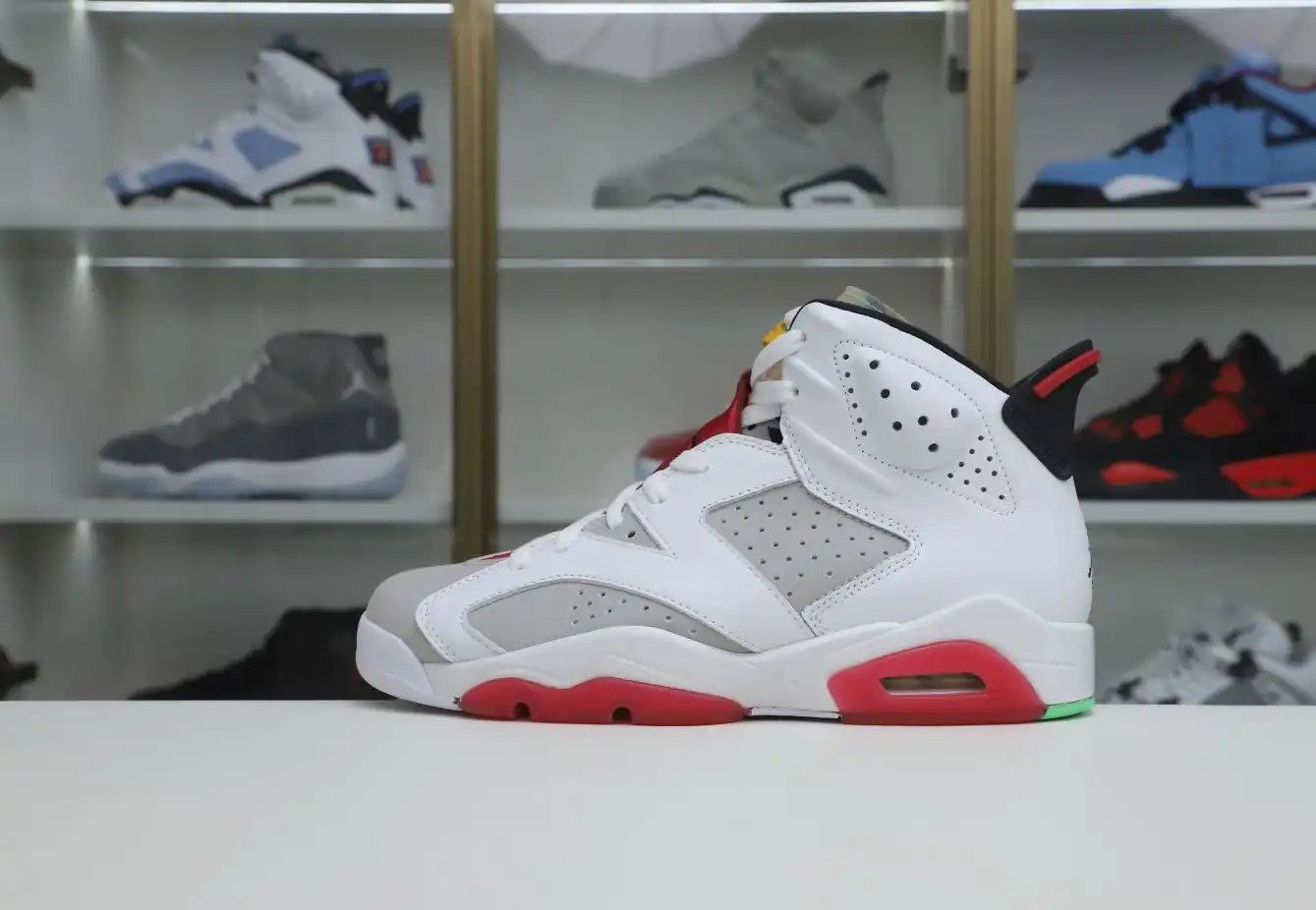 AIR JORDAN 6 RETRO NEUTRAL GREY