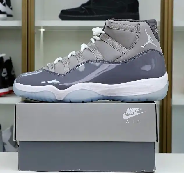 AIR JORDAN 11 RETRO 'COOL GREY' 2021