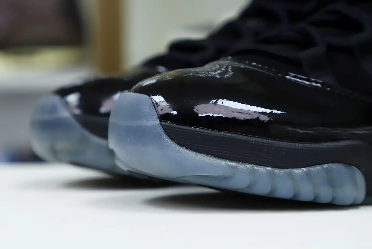 AIR JORDAN 11 RETRO 'CAP AND GOWN'