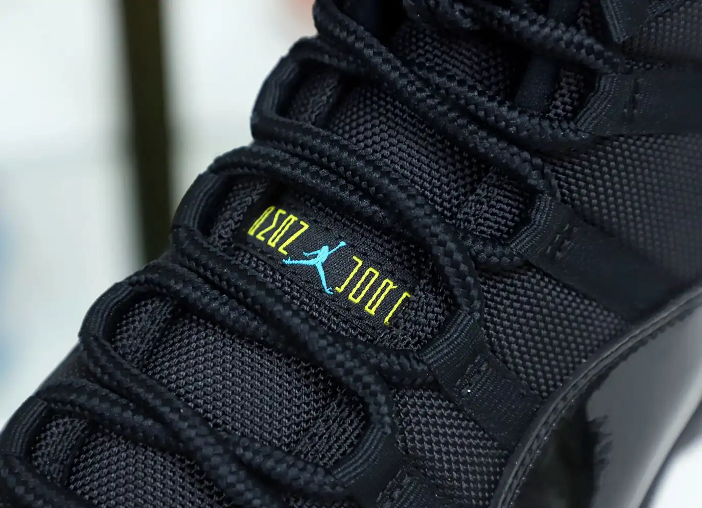 AIR JORDAN 11 RETRO GAMMA BLUE