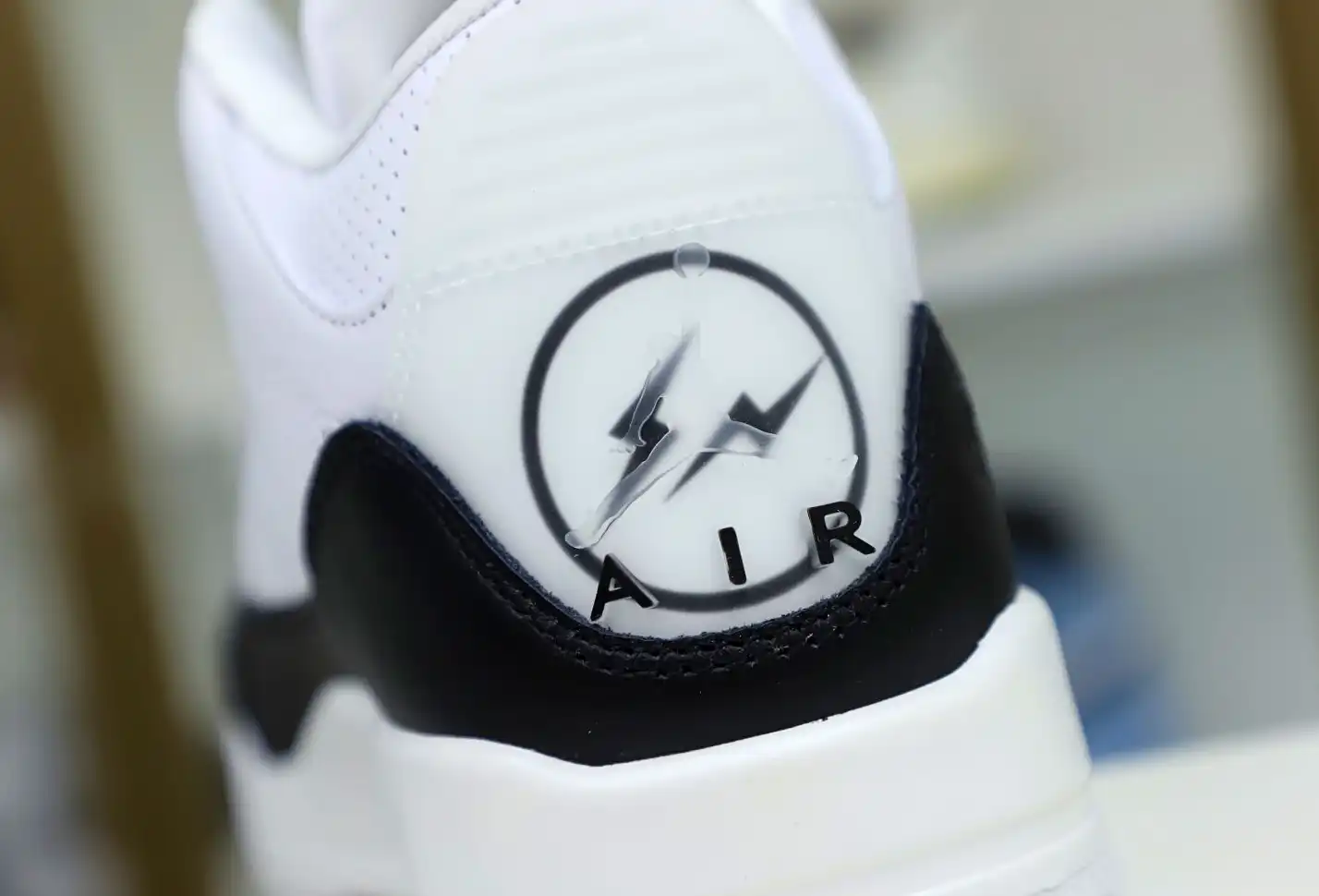 FRAGMENT DESIGN X AIR JORDAN 3 RETRO SP 'WHITE'