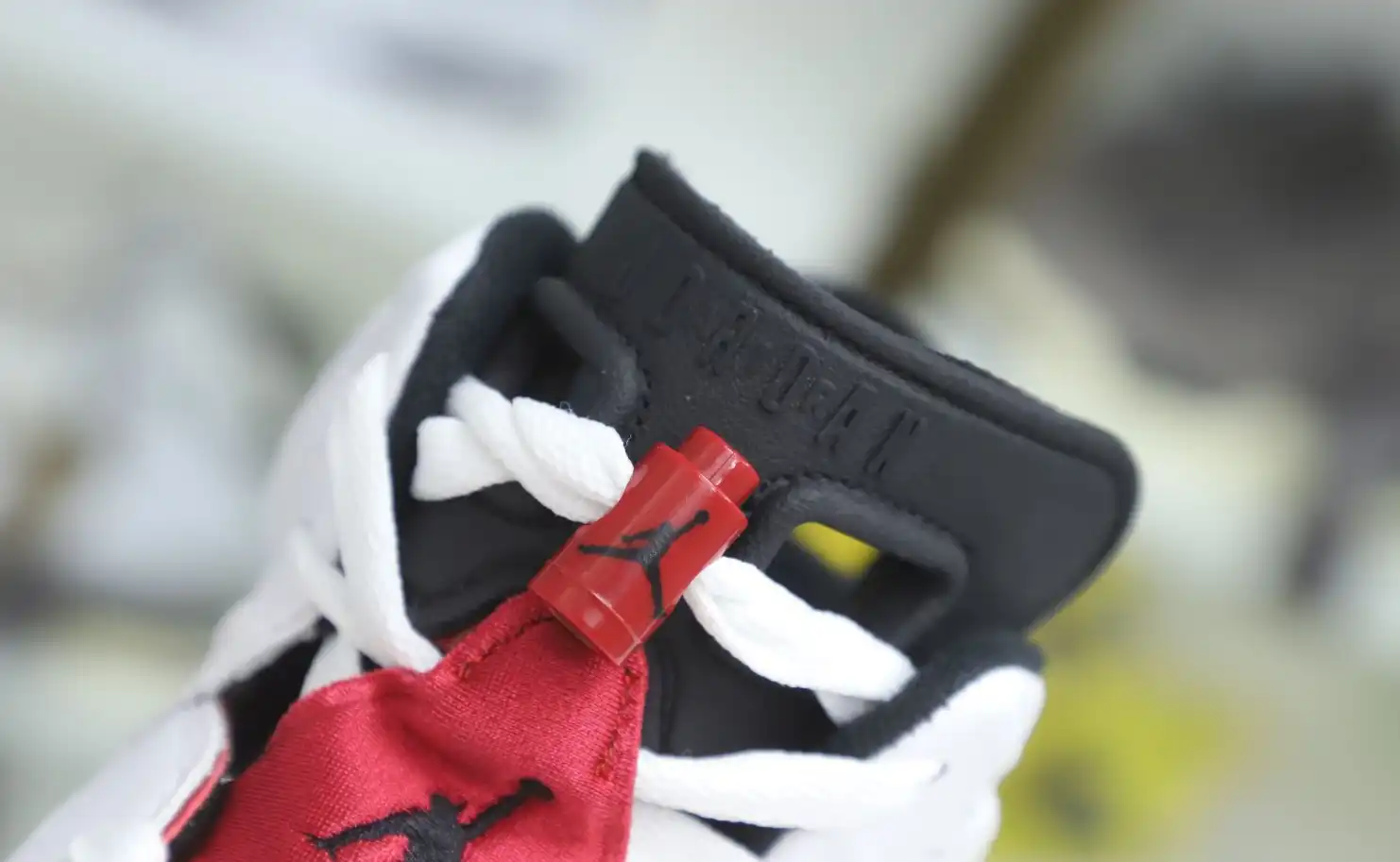 AIR JORDAN 6 RETRO OG 'CARMINE' 2021