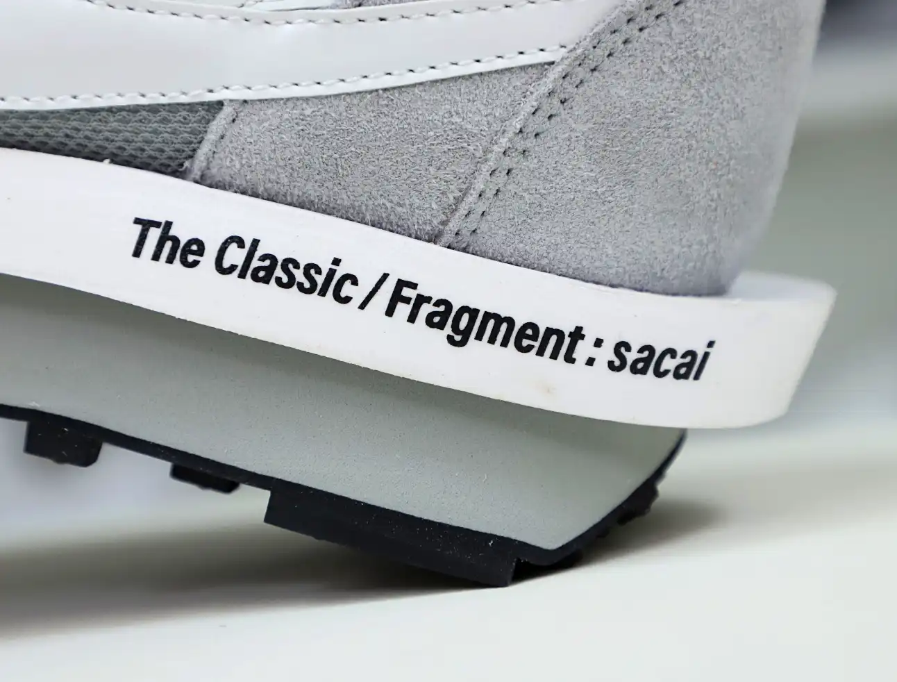 hype FRAGMENT DESIGN X SACAI X LDV WAFFLE 'LIGHT SMOKE GREY'