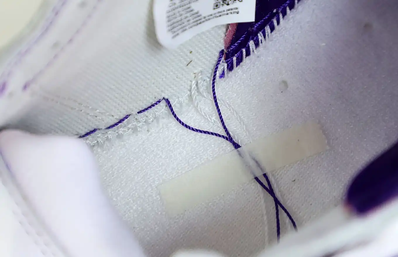Air Jordan 1 High OG Court Purple