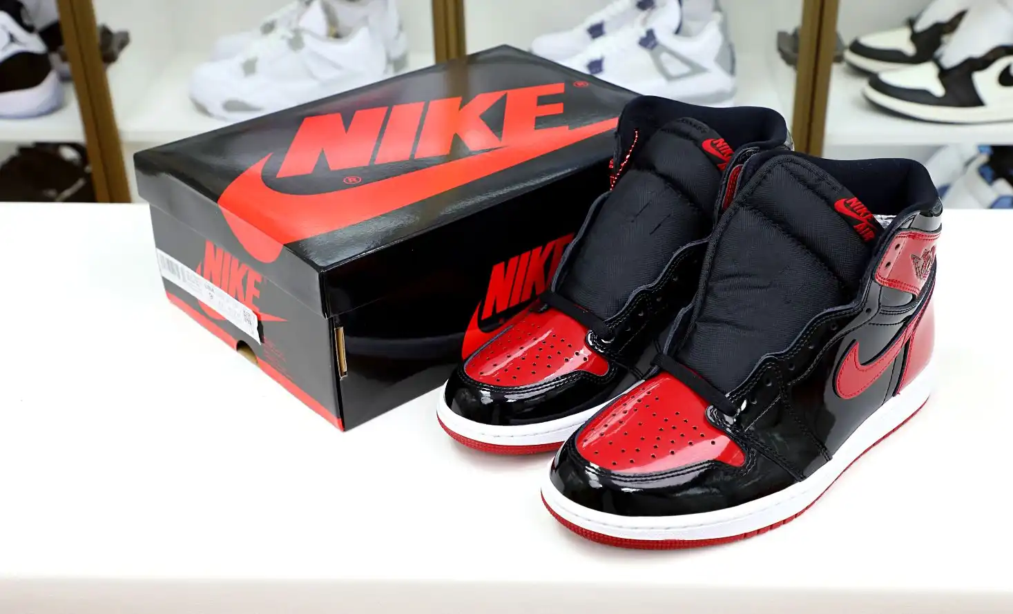 AIR JORDAN 1 HIGH OG BRED PATENT