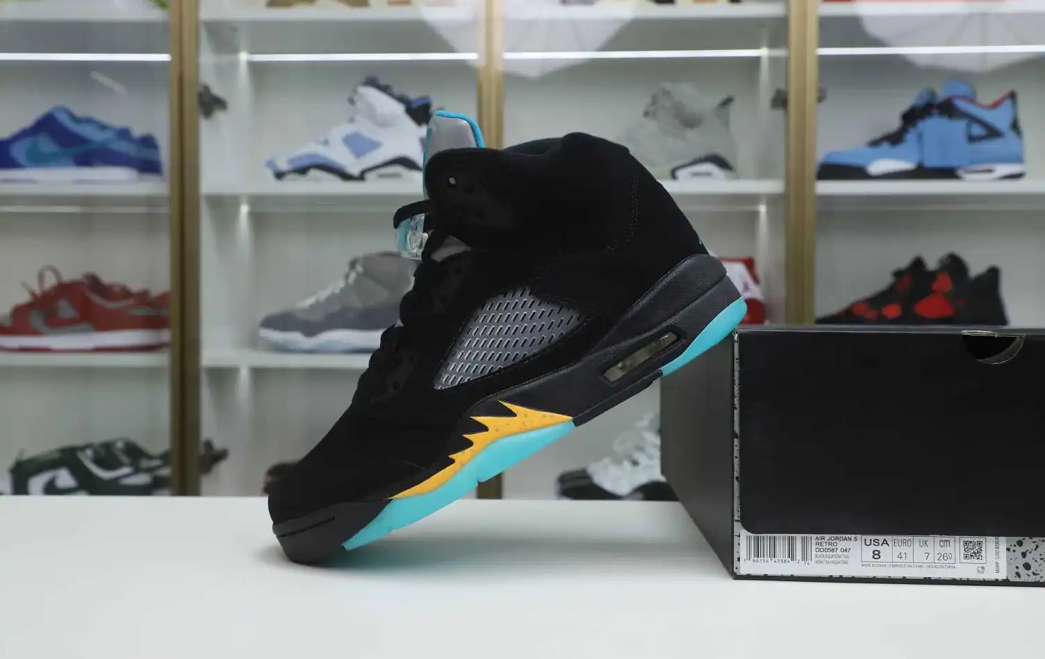 AIR JORDAN 5 