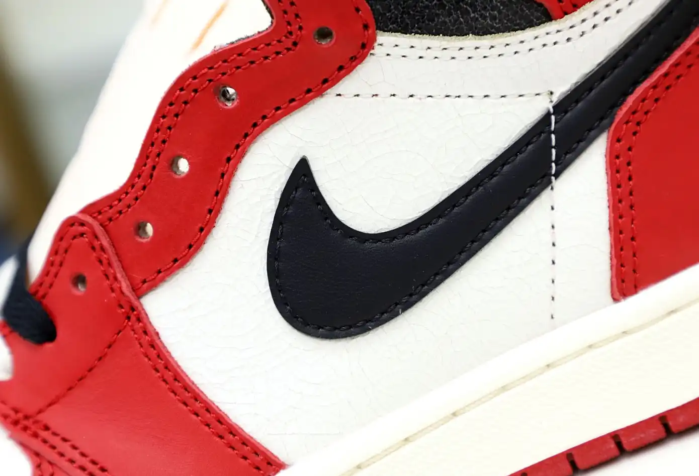 AIR JORDAN 1 REIMAGINED LOST AND FOUND “CHICAGO” 2022