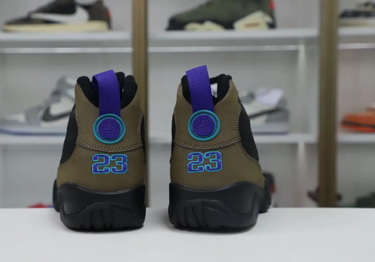 Air Jordan 9