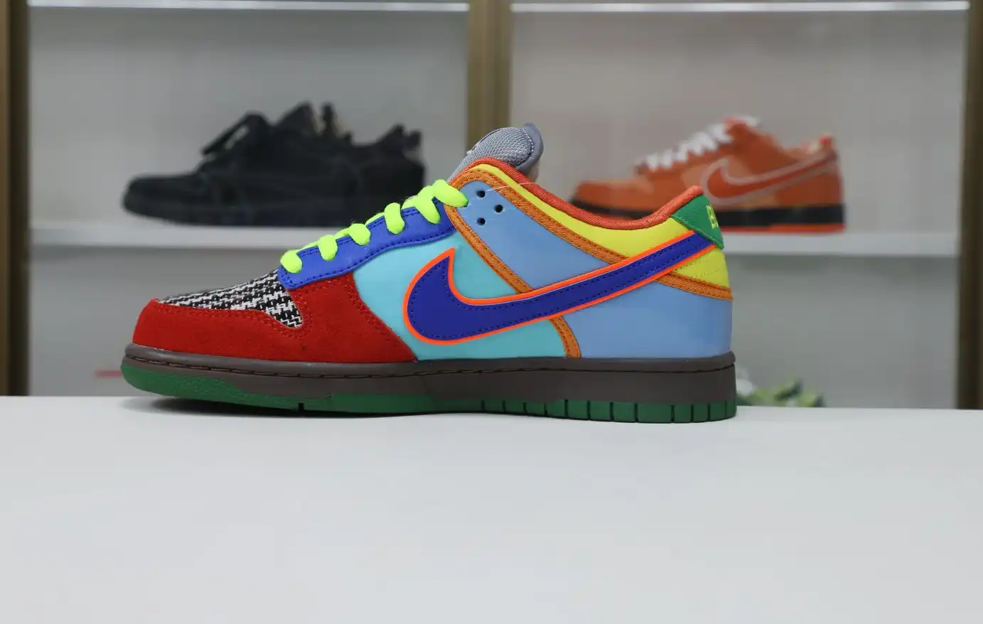 hype Nike Dunk SB Lowwhat the dunk