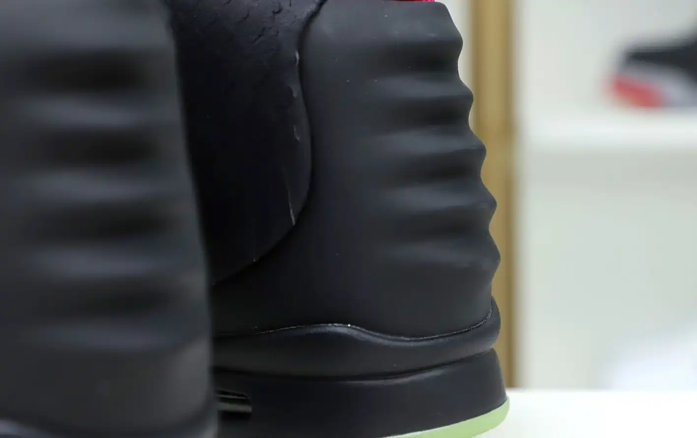 hype Nike Air Yeezy 2 solar red