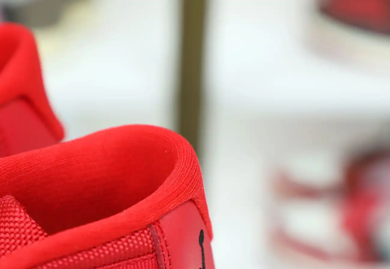 JORDAN 11 RETRO WIN LIKE 96 378037-623