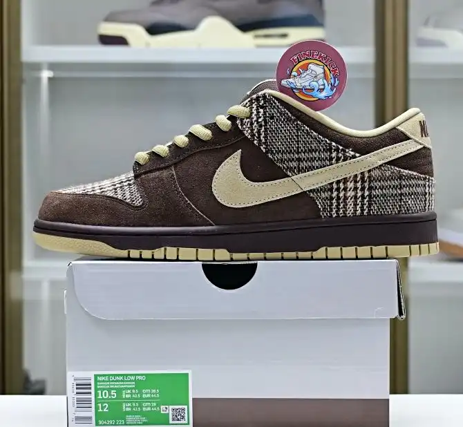 hype Nike Dunk SB Low Tweed