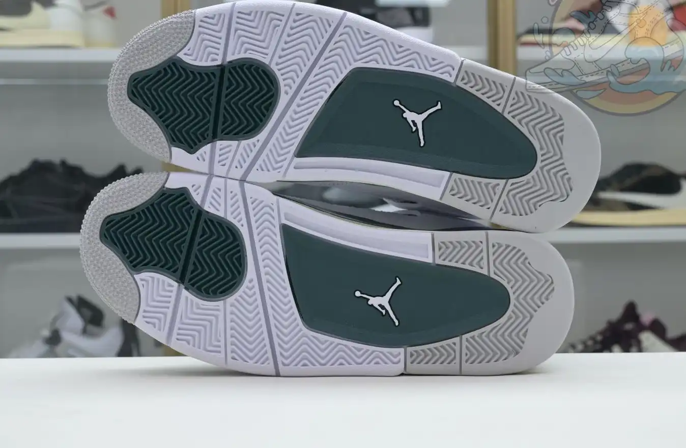 Air Jordan 4 Oxidized Green