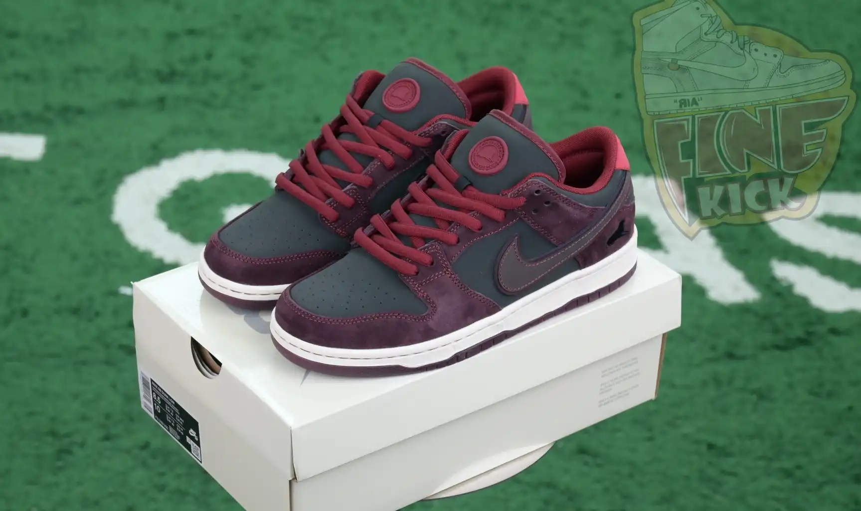 hype RIOT Skateshop x Nike SB Dunk Low