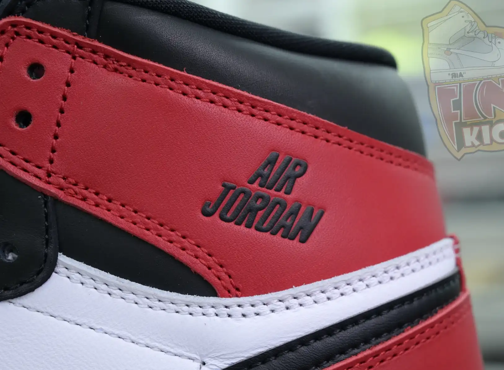 Jordan Air Jordan 1High OG“Black Toe Reimagined”