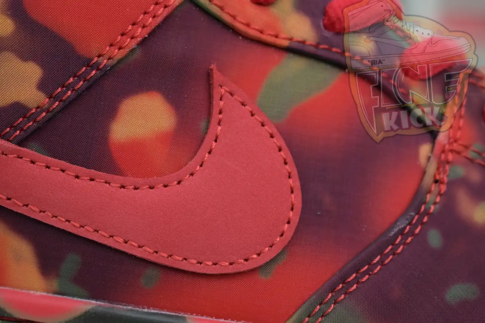 hype The Wizard of Oz x Nike SBDunk Low“Ruby Slipper”