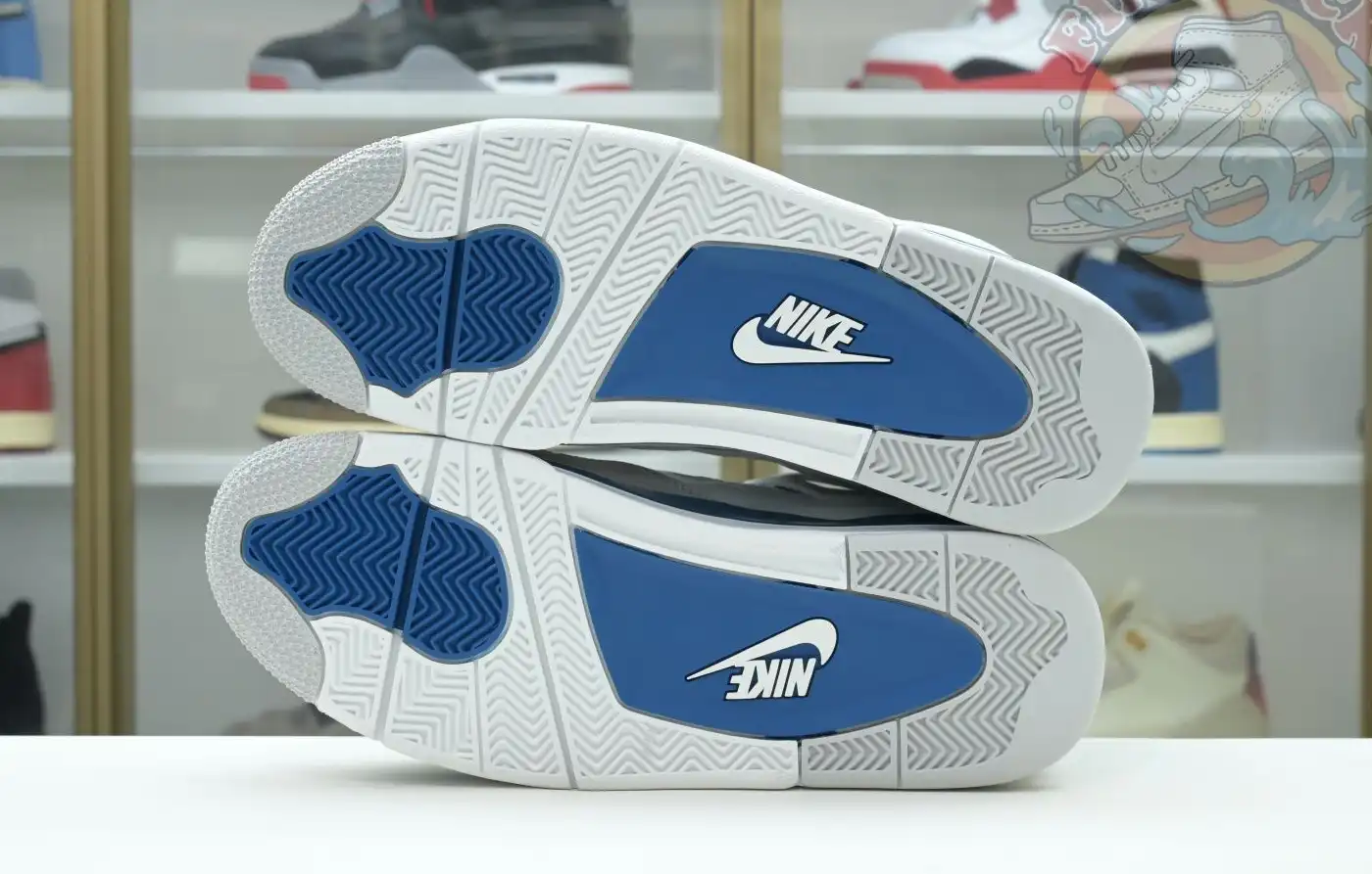 Air Jordan 4 