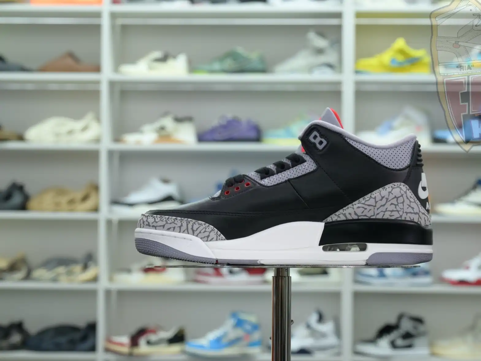 Air Jordan 3“Black Cement Reimagined”
